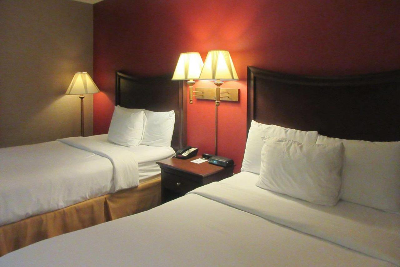 Quality Inn & Suites Owego Zewnętrze zdjęcie
