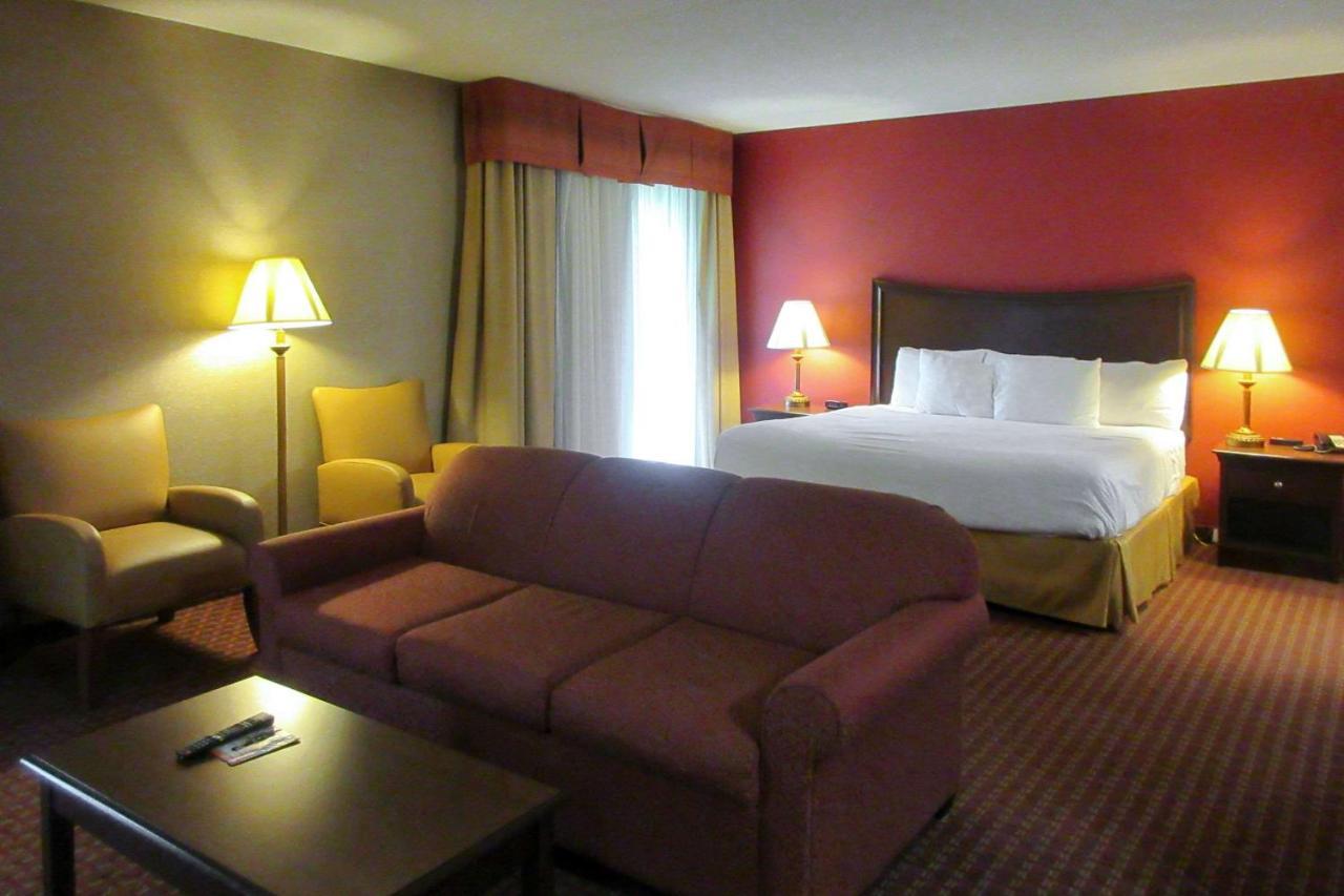 Quality Inn & Suites Owego Zewnętrze zdjęcie