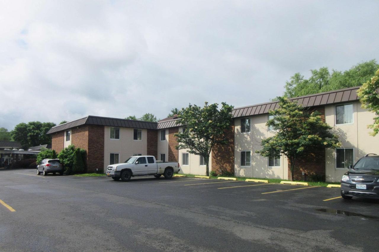 Quality Inn & Suites Owego Zewnętrze zdjęcie